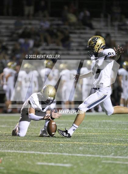 Thumbnail 3 in Grosse Pointe South @ Utica photogallery.