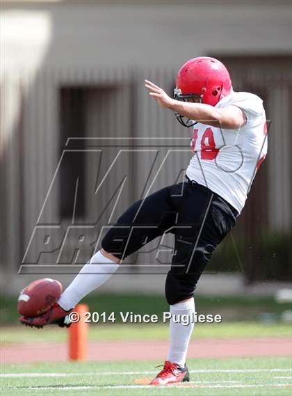 Thumbnail 1 in Mountain Empire vs. Flintridge Prep photogallery.