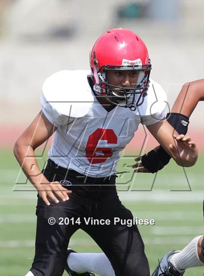 Thumbnail 3 in Mountain Empire vs. Flintridge Prep photogallery.