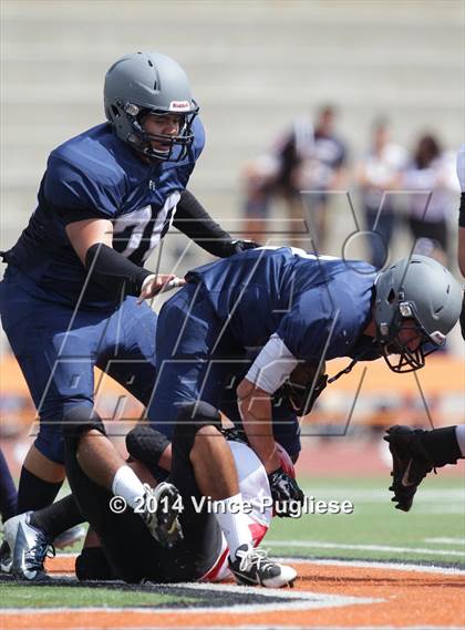 Thumbnail 1 in Mountain Empire vs. Flintridge Prep photogallery.