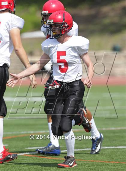 Thumbnail 3 in Mountain Empire vs. Flintridge Prep photogallery.