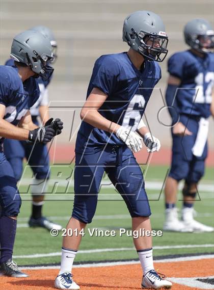 Thumbnail 2 in Mountain Empire vs. Flintridge Prep photogallery.