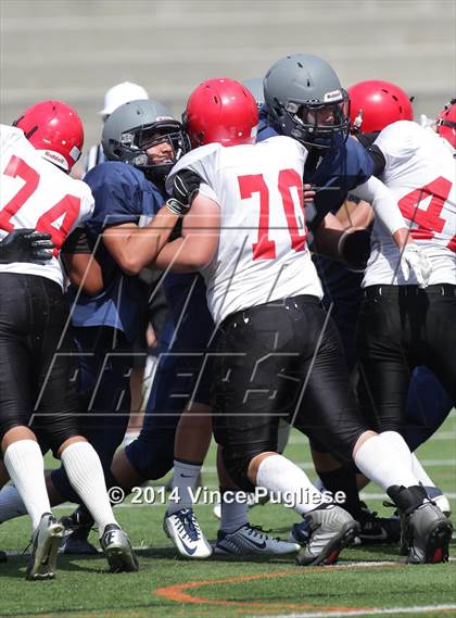 Thumbnail 3 in Mountain Empire vs. Flintridge Prep photogallery.