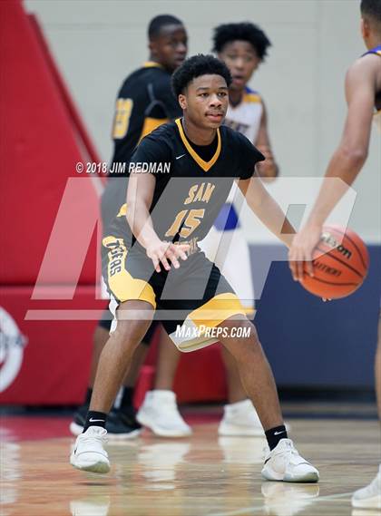 Thumbnail 1 in Sam Houston vs. Fort Bend Elkins (McDonald's Texas Invitational) photogallery.