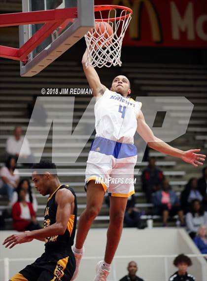 Thumbnail 3 in Sam Houston vs. Fort Bend Elkins (McDonald's Texas Invitational) photogallery.
