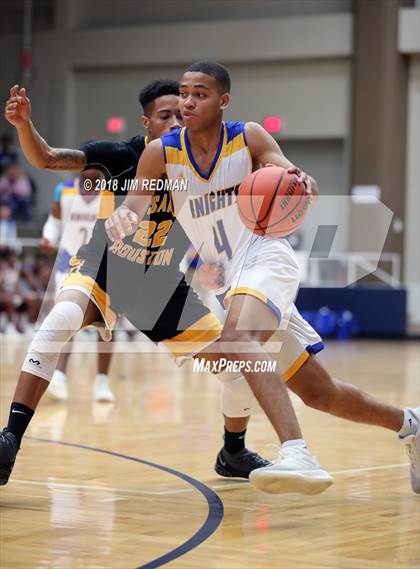 Thumbnail 2 in Sam Houston vs. Fort Bend Elkins (McDonald's Texas Invitational) photogallery.