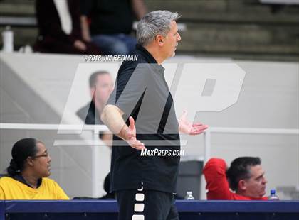 Thumbnail 2 in Sam Houston vs. Fort Bend Elkins (McDonald's Texas Invitational) photogallery.