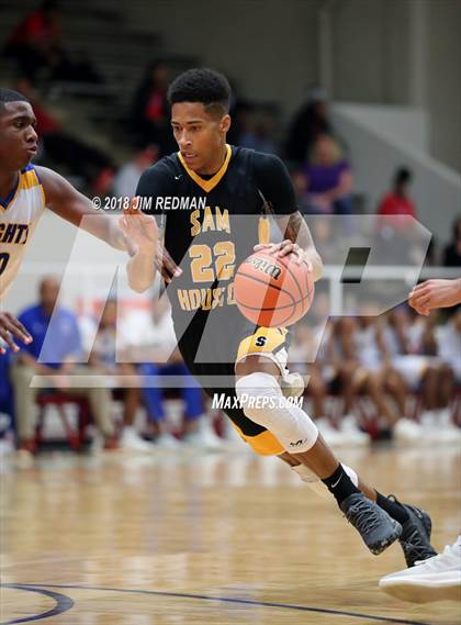 Thumbnail 3 in Sam Houston vs. Fort Bend Elkins (McDonald's Texas Invitational) photogallery.