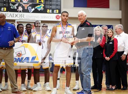 Thumbnail 1 in Sam Houston vs. Fort Bend Elkins (McDonald's Texas Invitational) photogallery.