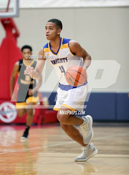 Thumbnail 3 in Sam Houston vs. Fort Bend Elkins (McDonald's Texas Invitational) photogallery.