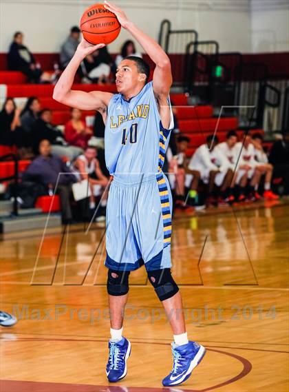 Thumbnail 2 in Westmont vs. Leland photogallery.