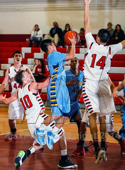 Thumbnail 2 in Westmont vs. Leland photogallery.