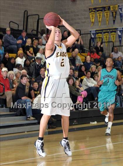 Thumbnail 3 in Del Oro vs. Sheldon (Common Good Classic) photogallery.