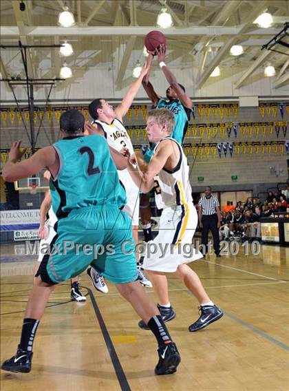 Thumbnail 1 in Del Oro vs. Sheldon (Common Good Classic) photogallery.