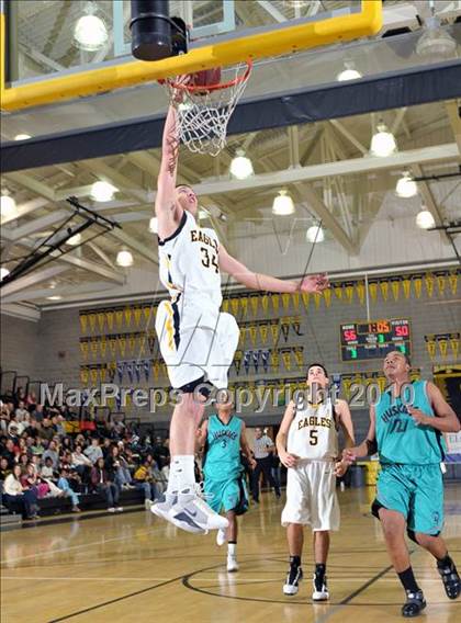 Thumbnail 1 in Del Oro vs. Sheldon (Common Good Classic) photogallery.