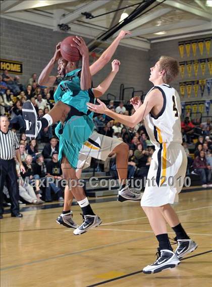 Thumbnail 1 in Del Oro vs. Sheldon (Common Good Classic) photogallery.