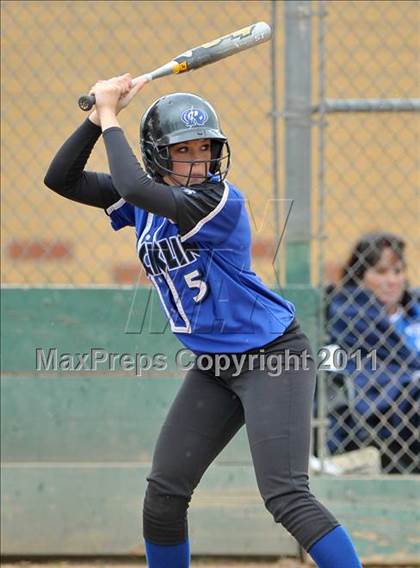 Thumbnail 2 in Rocklin vs. Davis (Victory Pre-Season T.O.C.) photogallery.