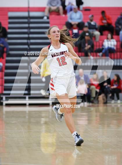 Thumbnail 3 in Alexander @ Cherokee photogallery.