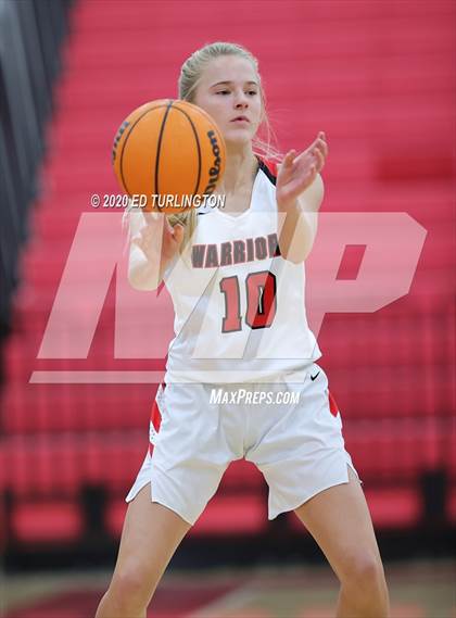 Thumbnail 1 in Alexander @ Cherokee photogallery.