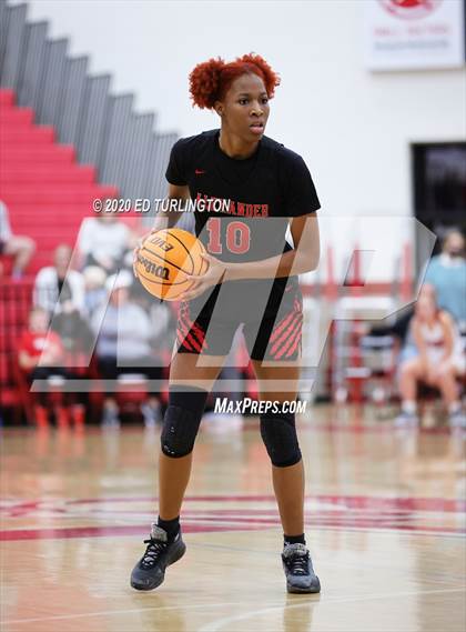 Thumbnail 1 in Alexander @ Cherokee photogallery.