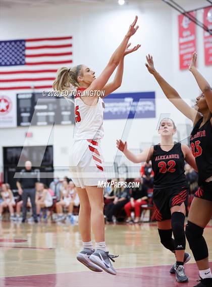 Thumbnail 1 in Alexander @ Cherokee photogallery.