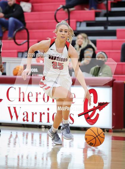 Thumbnail 2 in Alexander @ Cherokee photogallery.