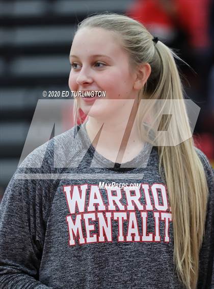 Thumbnail 2 in Alexander @ Cherokee photogallery.