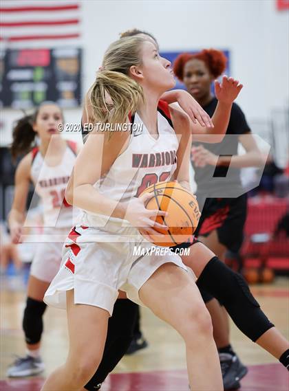 Thumbnail 3 in Alexander @ Cherokee photogallery.