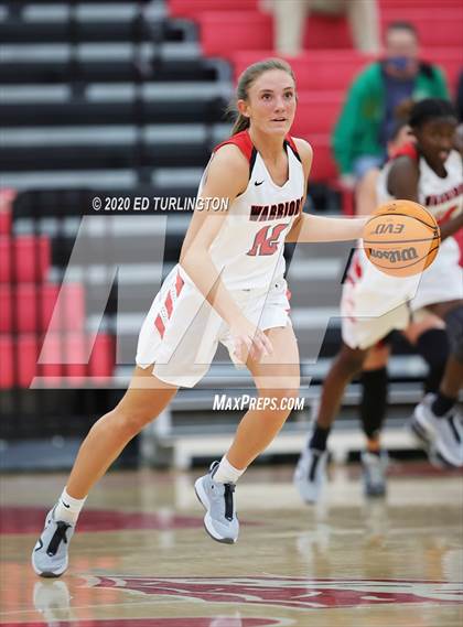 Thumbnail 1 in Alexander @ Cherokee photogallery.