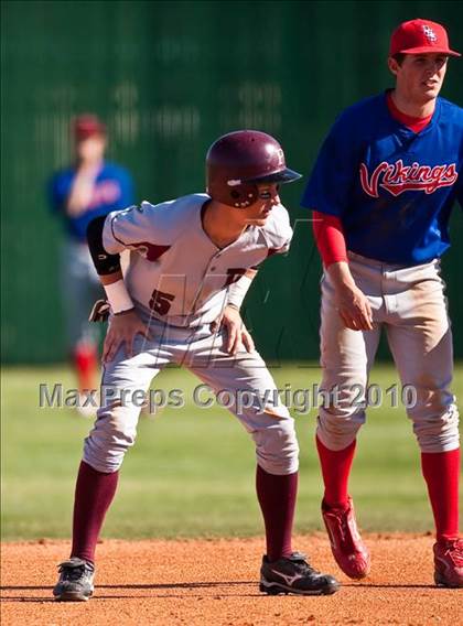 Thumbnail 2 in Pearland vs Dulles (Alvin Tournament) photogallery.