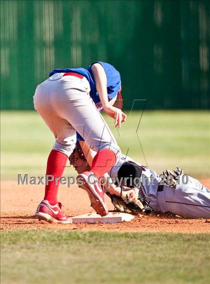 Thumbnail 2 in Pearland vs Dulles (Alvin Tournament) photogallery.