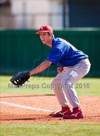 Thumbnail 1 in Pearland vs Dulles (Alvin Tournament) photogallery.