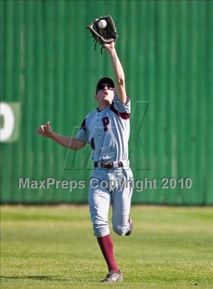 Thumbnail 2 in Pearland vs Dulles (Alvin Tournament) photogallery.