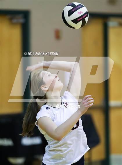 Thumbnail 3 in Strom Thurmond vs Bishop England (SCHSL 2nd Round)  photogallery.