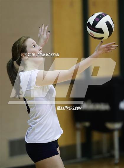 Thumbnail 2 in Strom Thurmond vs Bishop England (SCHSL 2nd Round)  photogallery.