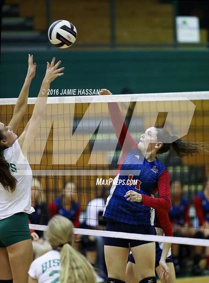 Thumbnail 3 in Strom Thurmond vs Bishop England (SCHSL 2nd Round)  photogallery.