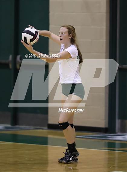 Thumbnail 2 in Strom Thurmond vs Bishop England (SCHSL 2nd Round)  photogallery.