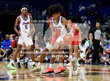 Thumbnail 2 in Duncanville vs. Bellaire (UIL Basketball 6A D1 Final) photogallery.