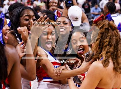 Thumbnail 3 in Duncanville vs. Bellaire (UIL Basketball 6A D1 Final) photogallery.