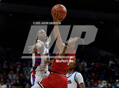 Thumbnail 2 in Duncanville vs. Bellaire (UIL Basketball 6A D1 Final) photogallery.