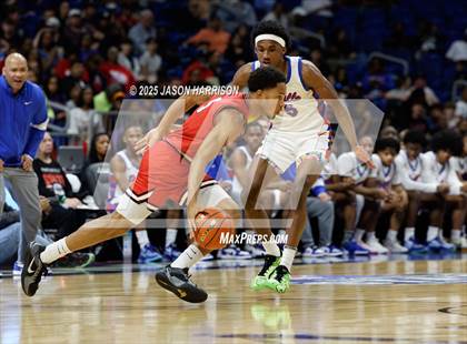 Thumbnail 3 in Duncanville vs. Bellaire (UIL Basketball 6A D1 Final) photogallery.