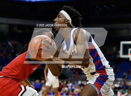 Thumbnail 2 in Duncanville vs. Bellaire (UIL Basketball 6A D1 Final) photogallery.