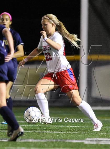 Thumbnail 3 in Victor vs. Fairport (Section 5 Class AA Final) photogallery.