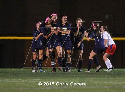 Thumbnail 1 in Victor vs. Fairport (Section 5 Class AA Final) photogallery.