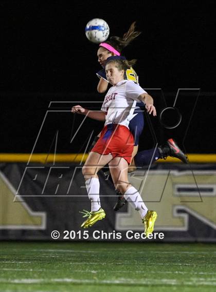 Thumbnail 1 in Victor vs. Fairport (Section 5 Class AA Final) photogallery.