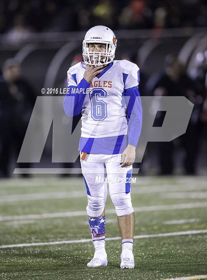 Thumbnail 2 in Camas vs. Graham-Kapowsin (WIAA 4A 2nd Round) photogallery.