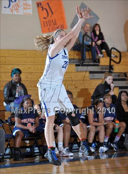 Thumbnail 1 in Sierra @ Cosumnes Oaks photogallery.