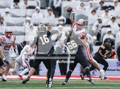 Thumbnail 3 in Roy vs Bountiful (UHSAA 5A Final) photogallery.
