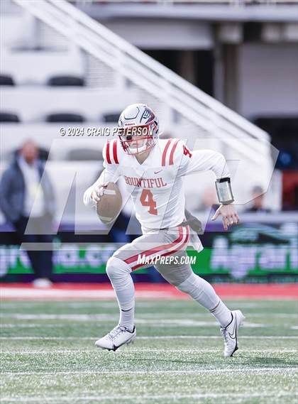 Thumbnail 3 in Roy vs Bountiful (UHSAA 5A Final) photogallery.