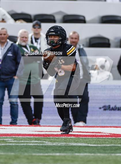 Thumbnail 2 in Roy vs Bountiful (UHSAA 5A Final) photogallery.